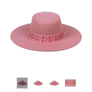 Lack of color pink hat